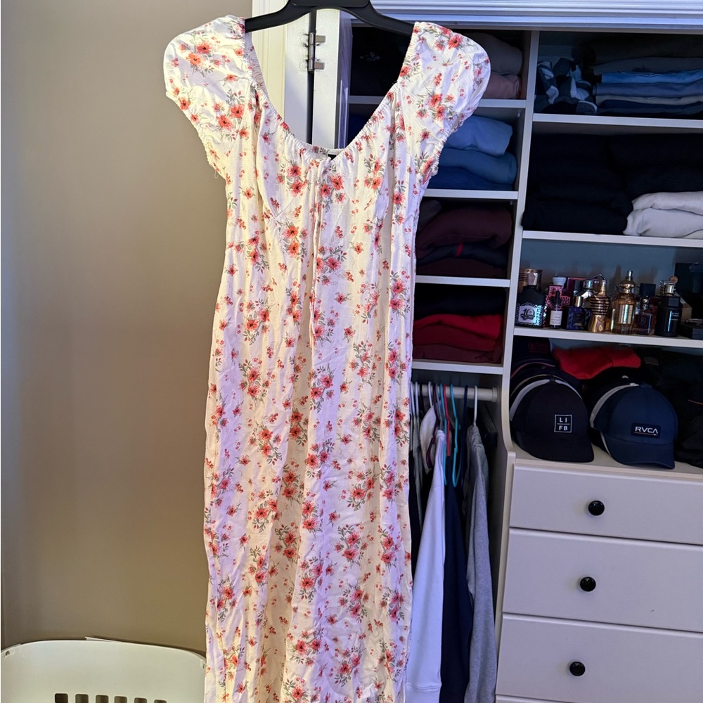 H&M Floral Print Maxi Dress - White and Pink